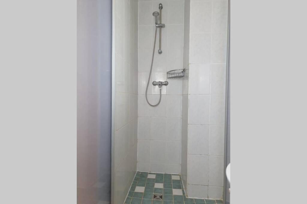 Villa Stadtb,Burggleiberg,Whirlpool,2Xbad,3Zimmernetflix à Krofdorf-Gleiberg Extérieur photo