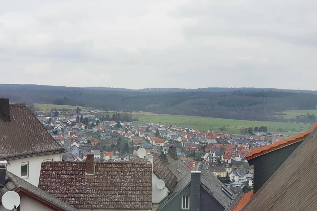 Villa Stadtb,Burggleiberg,Whirlpool,2Xbad,3Zimmernetflix à Krofdorf-Gleiberg Extérieur photo